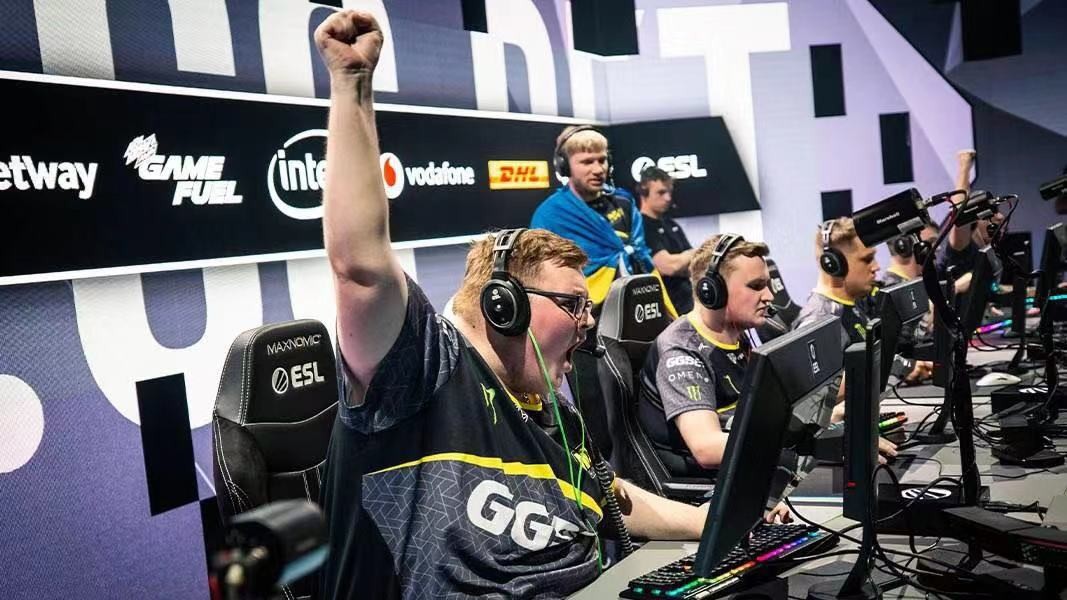 必须全力拼 必须全力拼