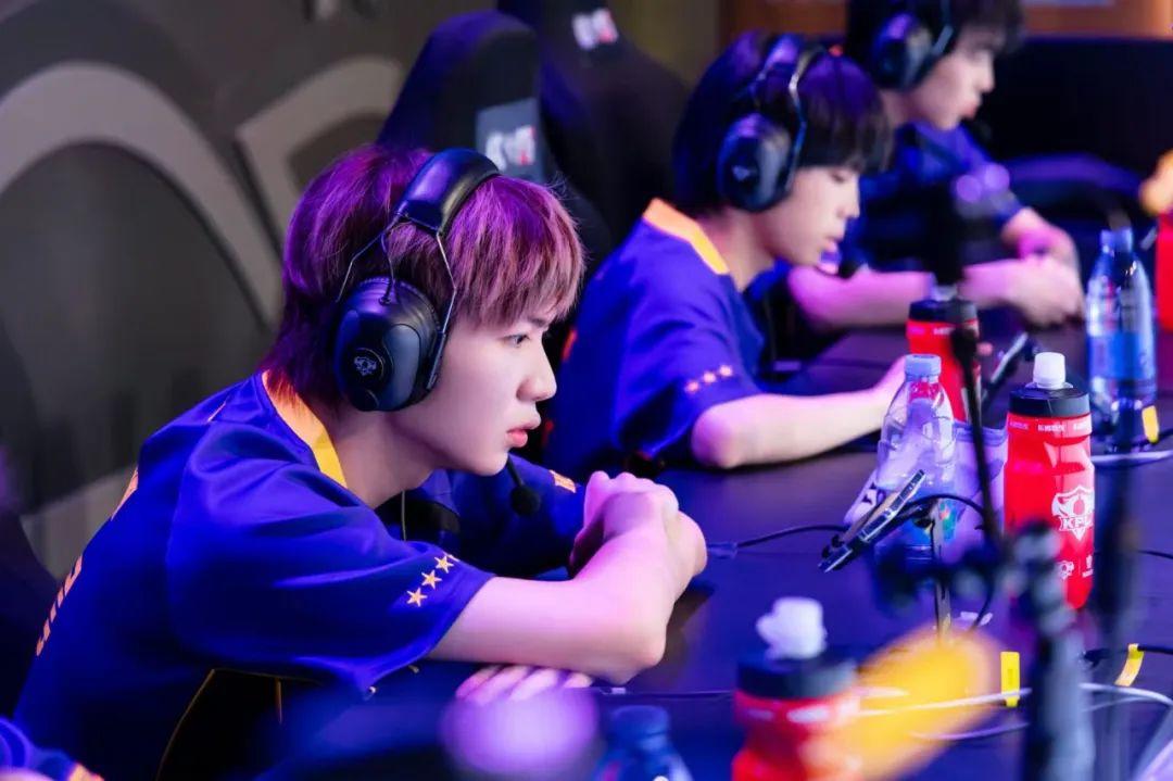 形势复杂只 形势复杂只