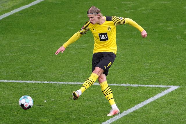 将球打进远 将球打进远