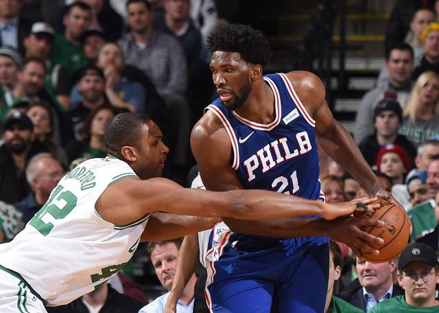 成功摘得首 成功摘得首