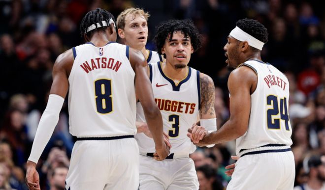 阵容更替 阵容更替